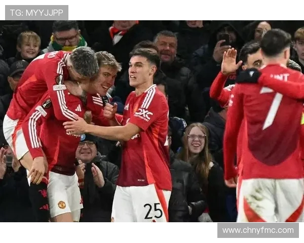 曼联英超主场半场领先保持不败 创队史302胜25平辉煌纪录