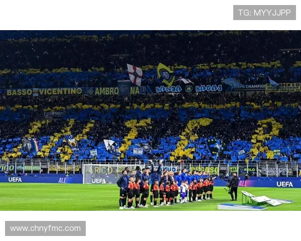 半场：国米1-0科莫，恩里克长驱直入助攻劳塔罗破门